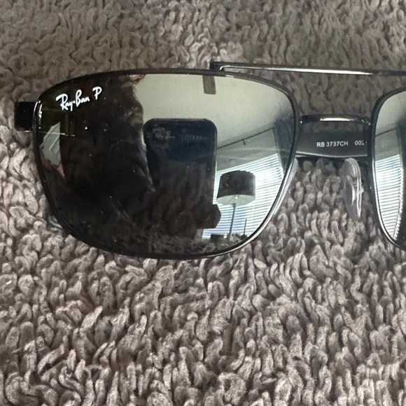 RayBan Polarized Black Sunglasses - Picture 3 of 6